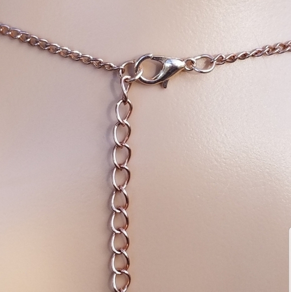 ROSE GOLD CRYSTAL HEART PENDANT NECKLACE - Picture 4 of 4